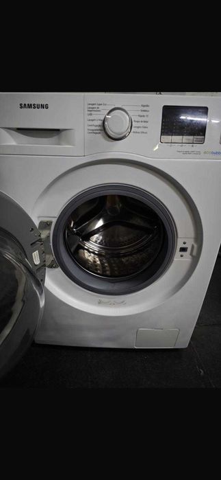 Máquina de lavar roupa Samsung — como nova, revista e com garantia!