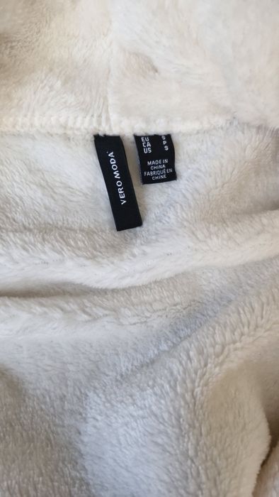 Kremowy Szlafrok Vero Moda miekki