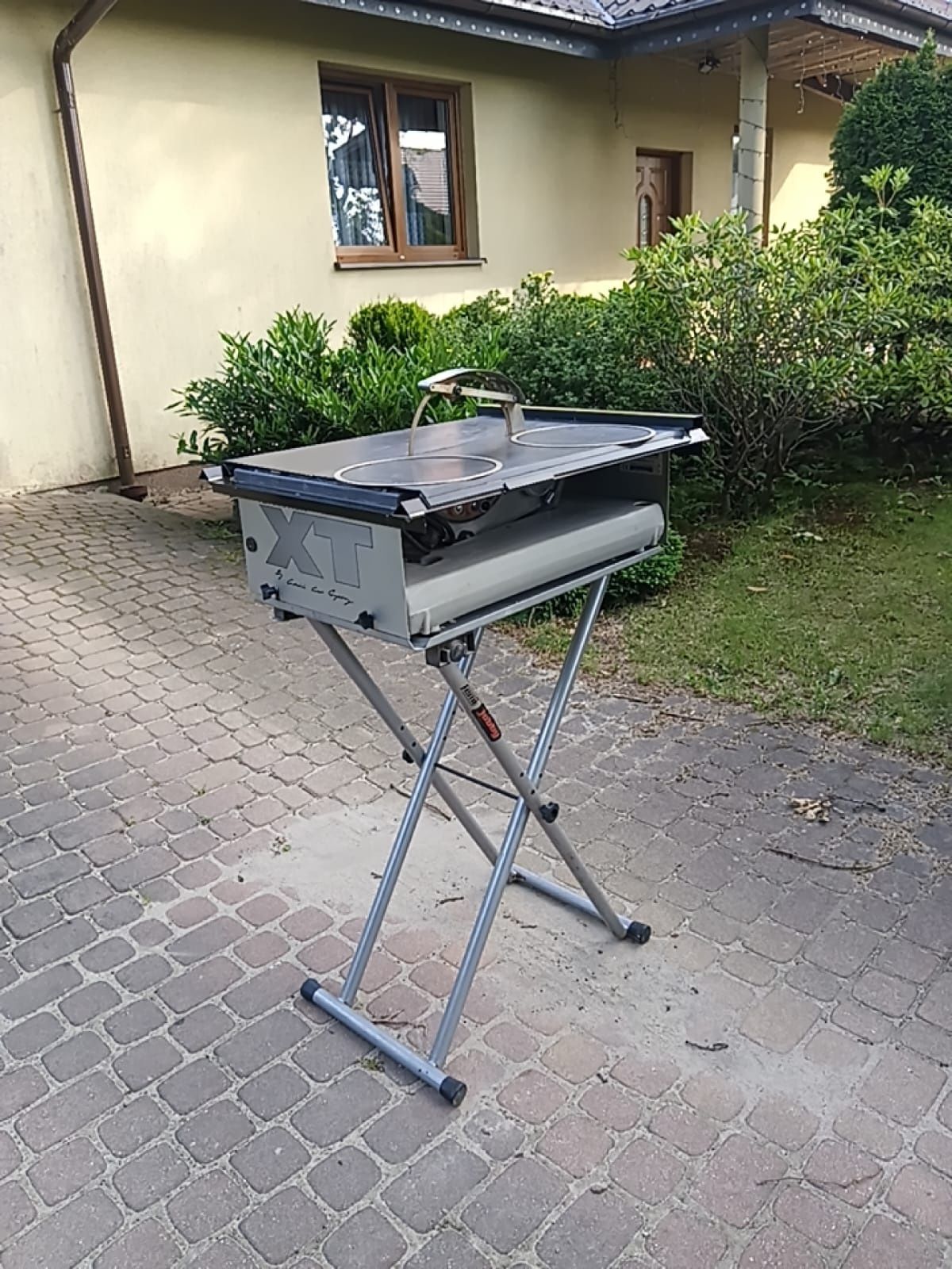Pilarka Revolution XT