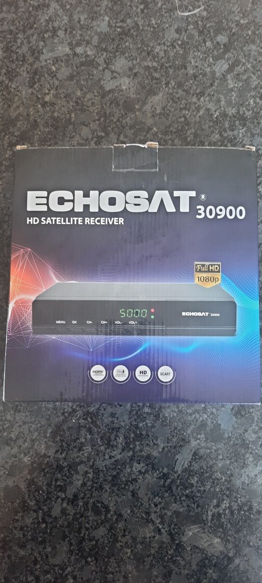 Tuner satelitarny Echosat 30900