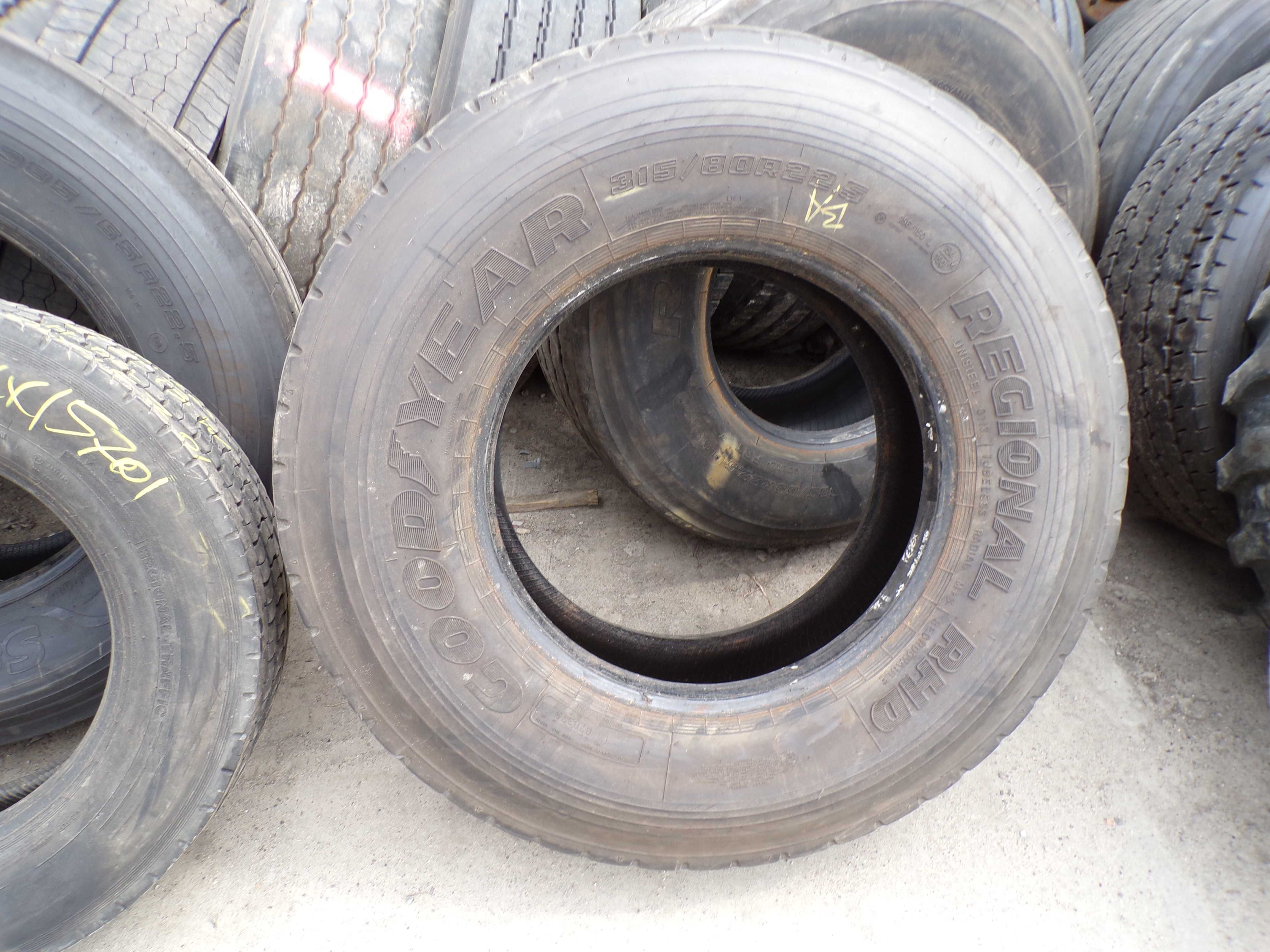 opona 315/80R22.5 Goodyear Regional RHD (680 netto)