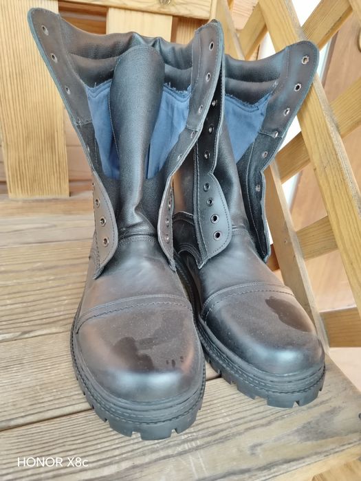 Взуття Берці Черевики