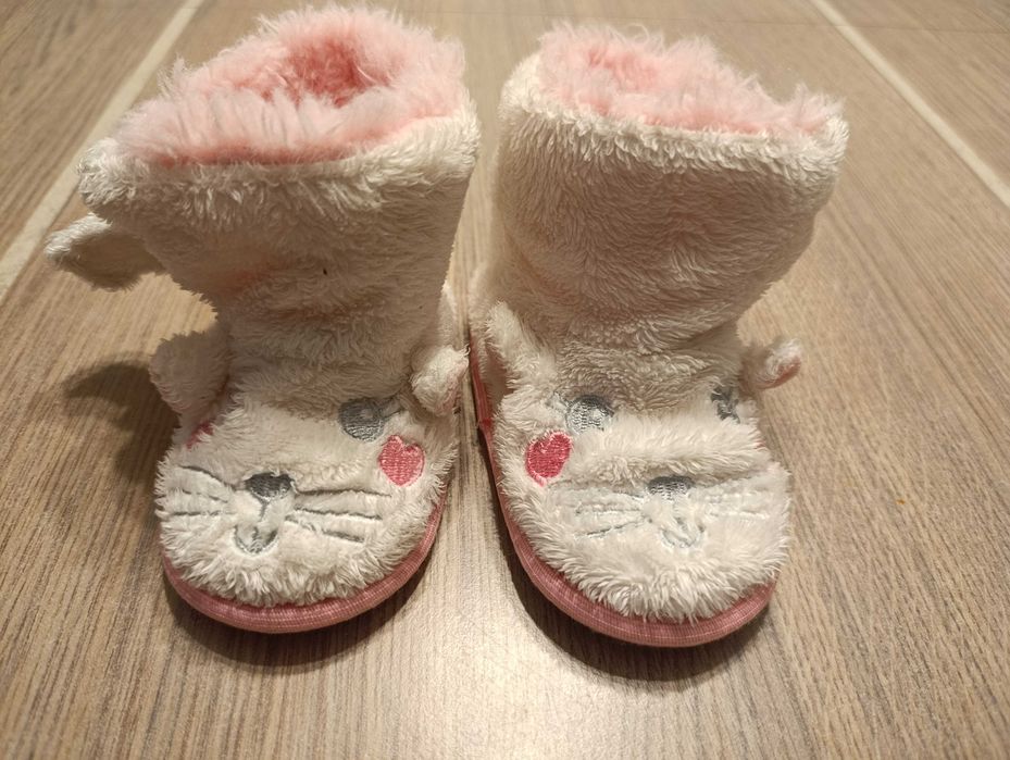 Kapcie dla dziewczynki