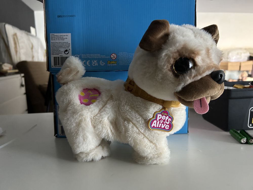Brinquedo cão com som