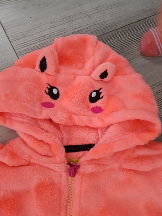 Kombinezon pluszowy zimowy z kapturem i uszkami rozmiar 80 jednorożec