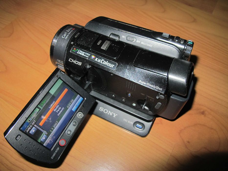 Відеокамера Sony SR -  Full HD, Carl Zeiss, нічна зйомка. докстанція