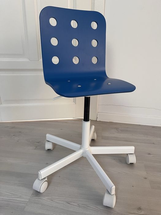 Krzeslo biurkowe obrotowe dziecięce Ikea Jules