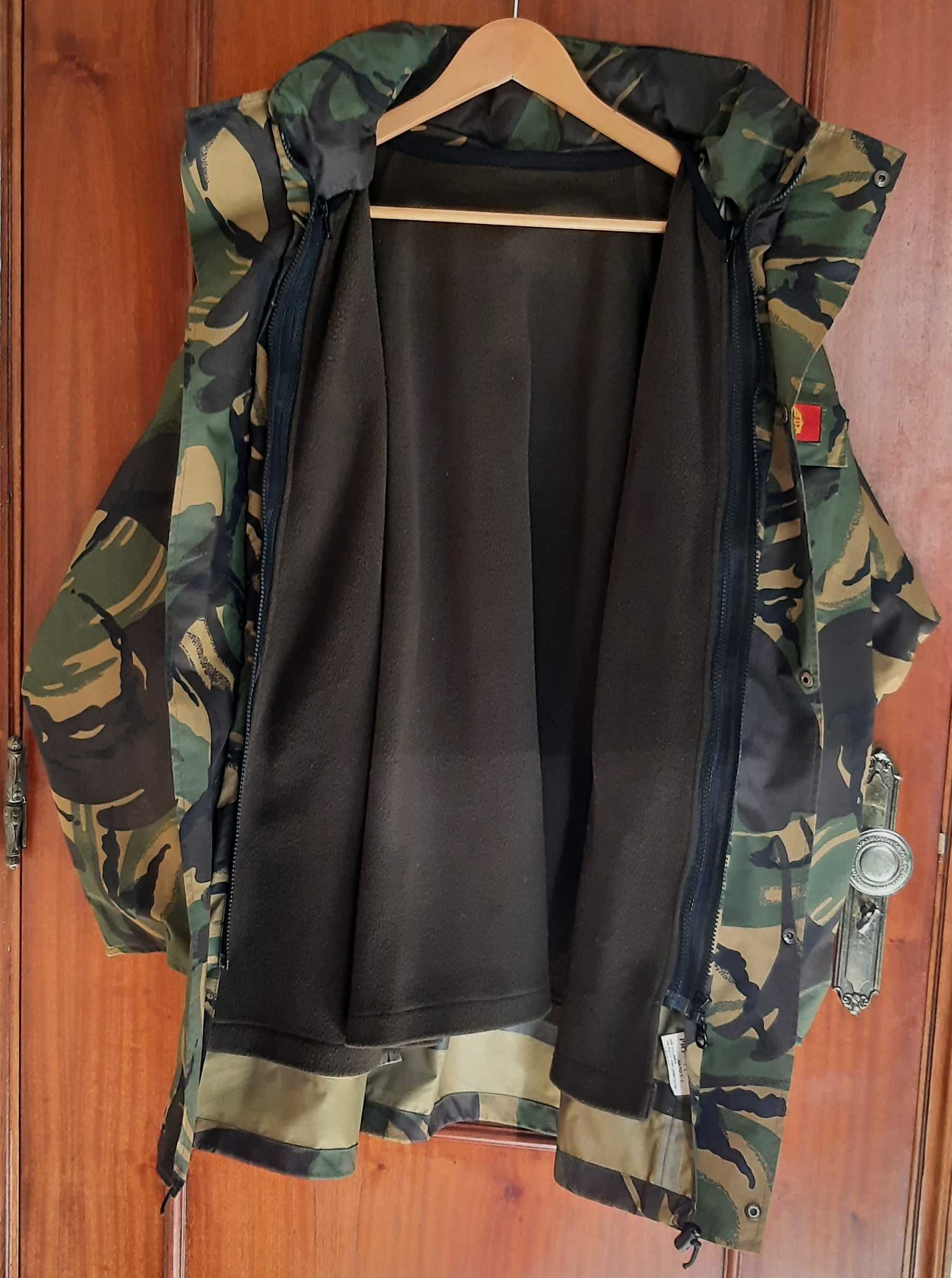 Casaco e Calças Gore-Tex Camuflado Exército