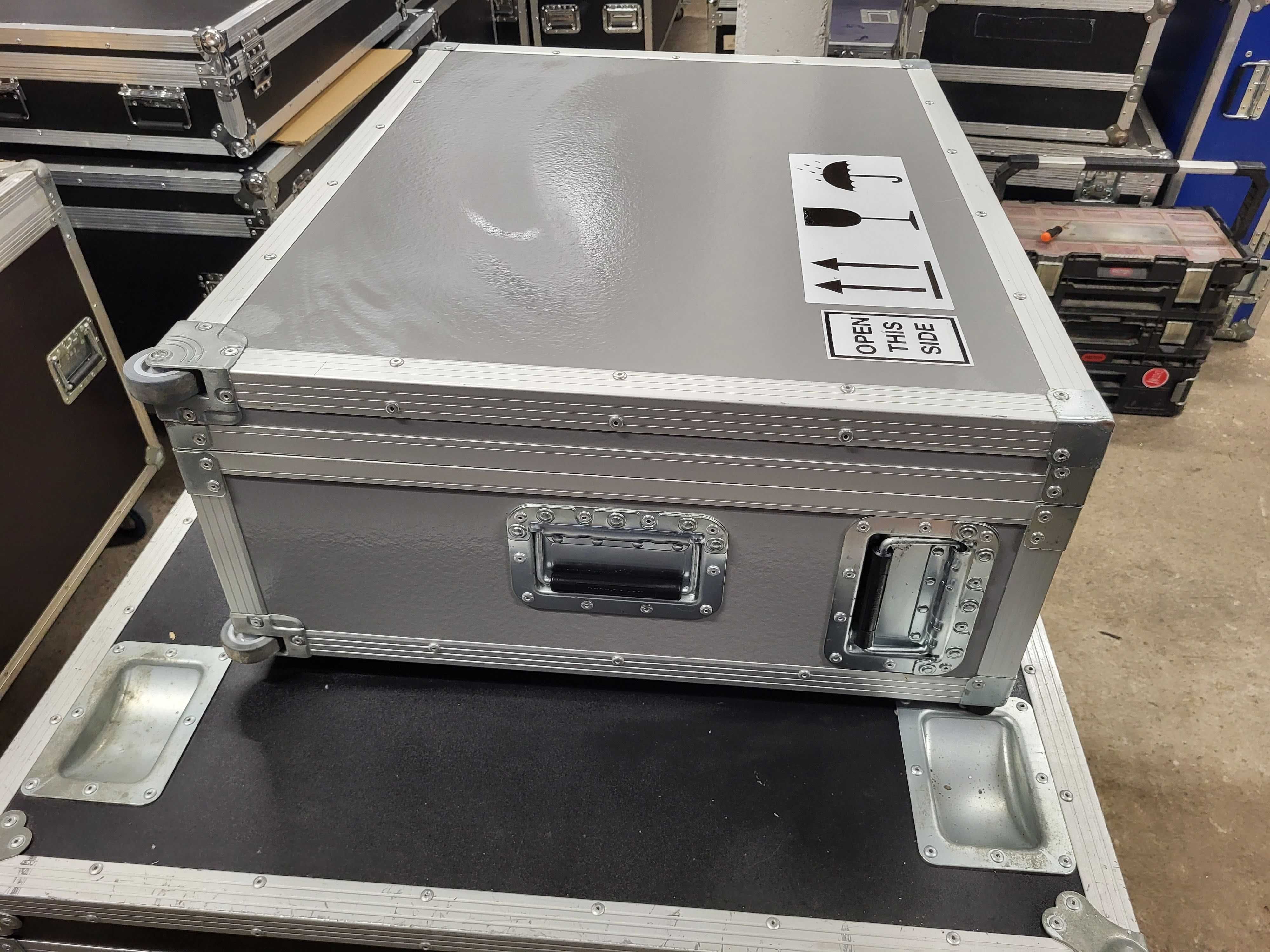 CASE 75x60x20 (koła) / FAKTURA