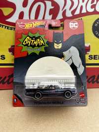 Hot wheels premium DV Tv series batmobile