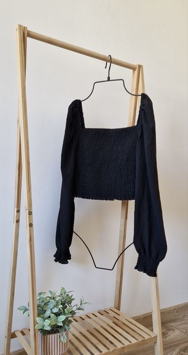 Czarna bluzka na długi rękaw House rozm. M - boho, romantyczna