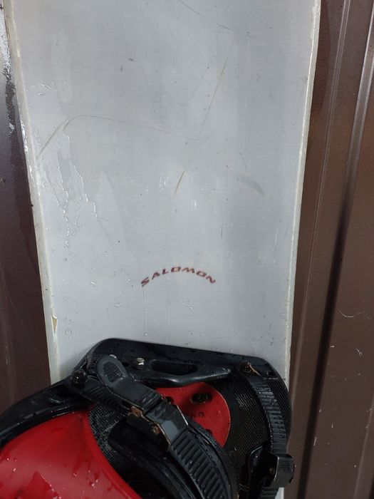 Deska snowboardowa Salomon 152 cm z wiązaniami