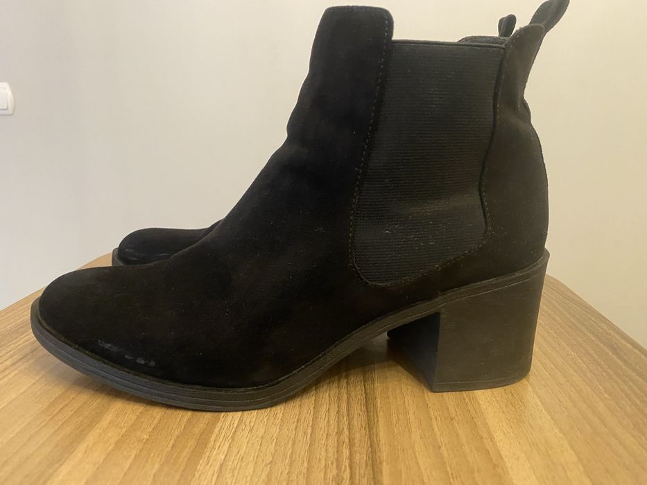 Botki zamszowe Divided 40