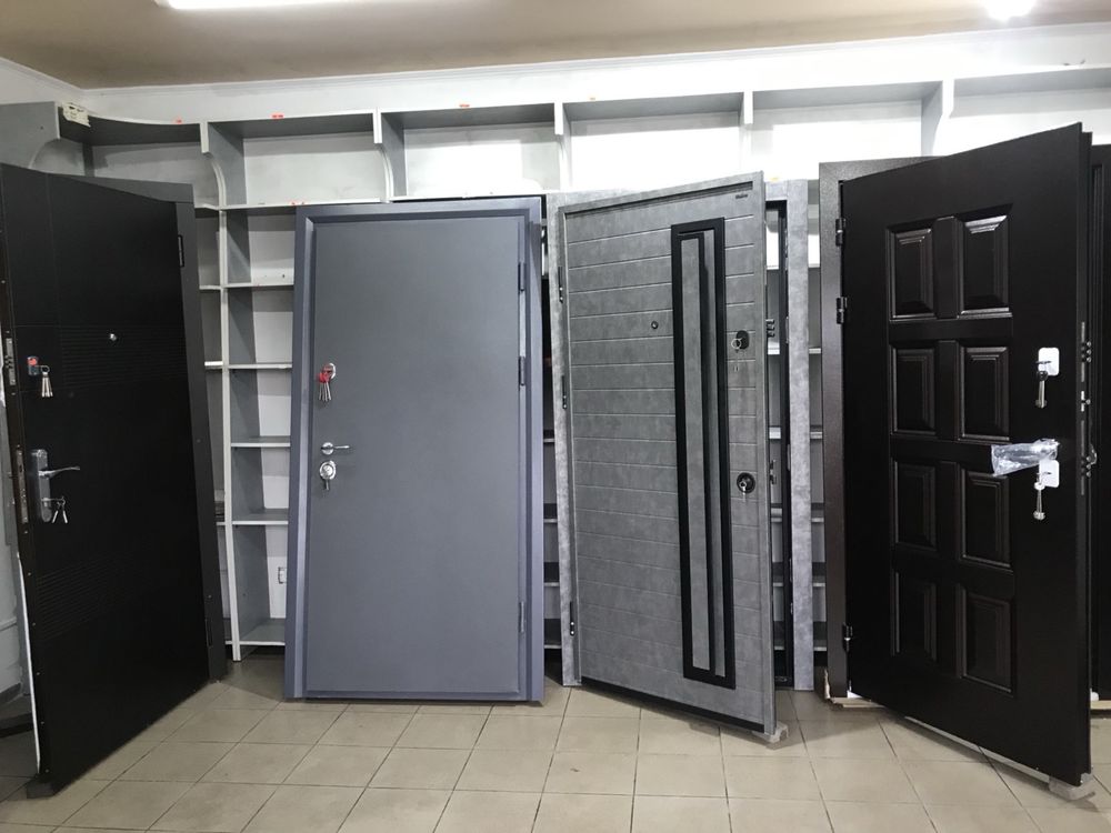 Двері вхідні броньовані РОЗПРОДАЖ