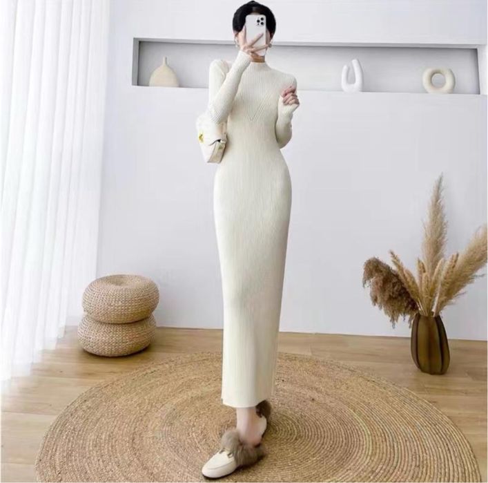 Біла вʼязана сукня , тренд зима/весна, тепла сукня