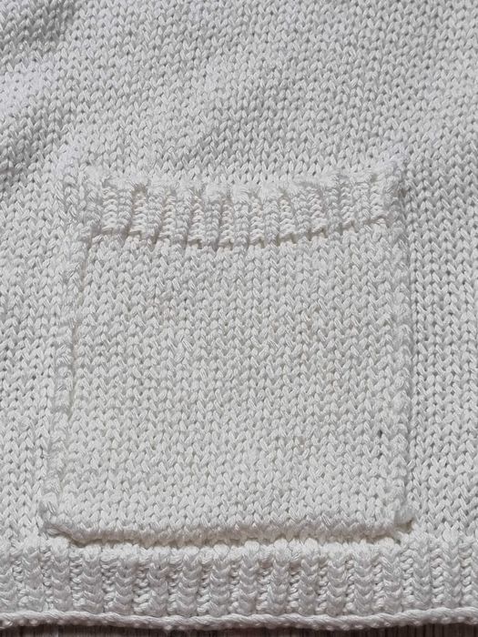 Sweter dziewczęcy Mango rozmiar 122 cm