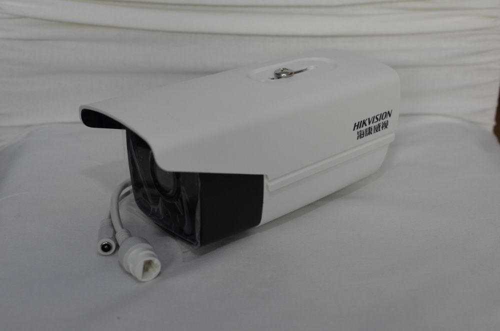 Kamera CCTV Hikvision 4MP model DS-2CD3T45-i5 obiektyw 6mm
