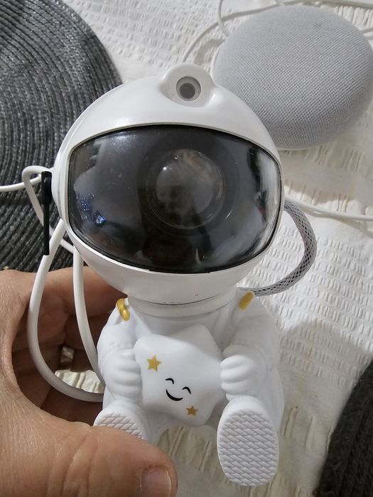 Vendo astronauta de luz