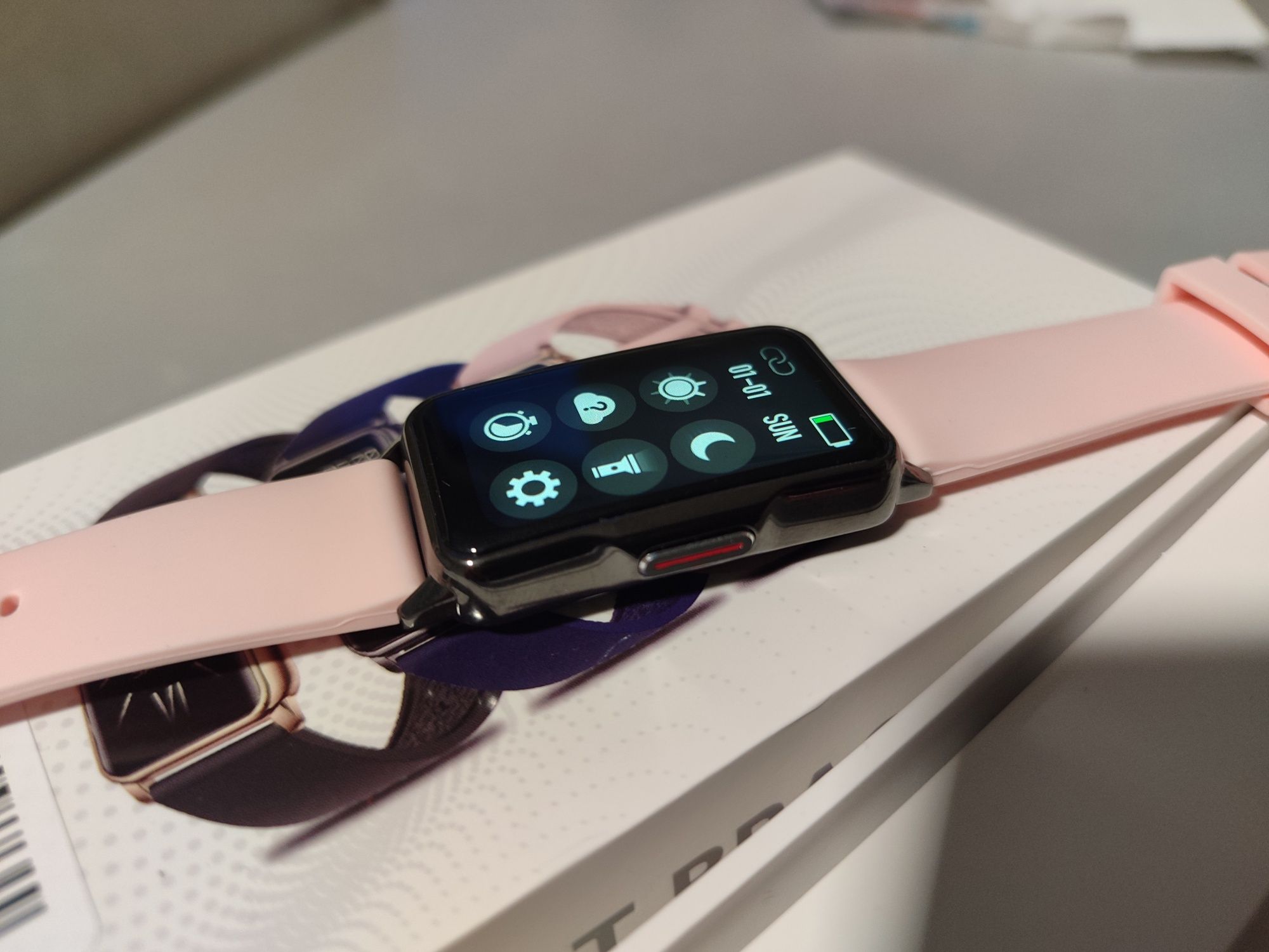 Nowy damski smartwatch zegarek bluetooth