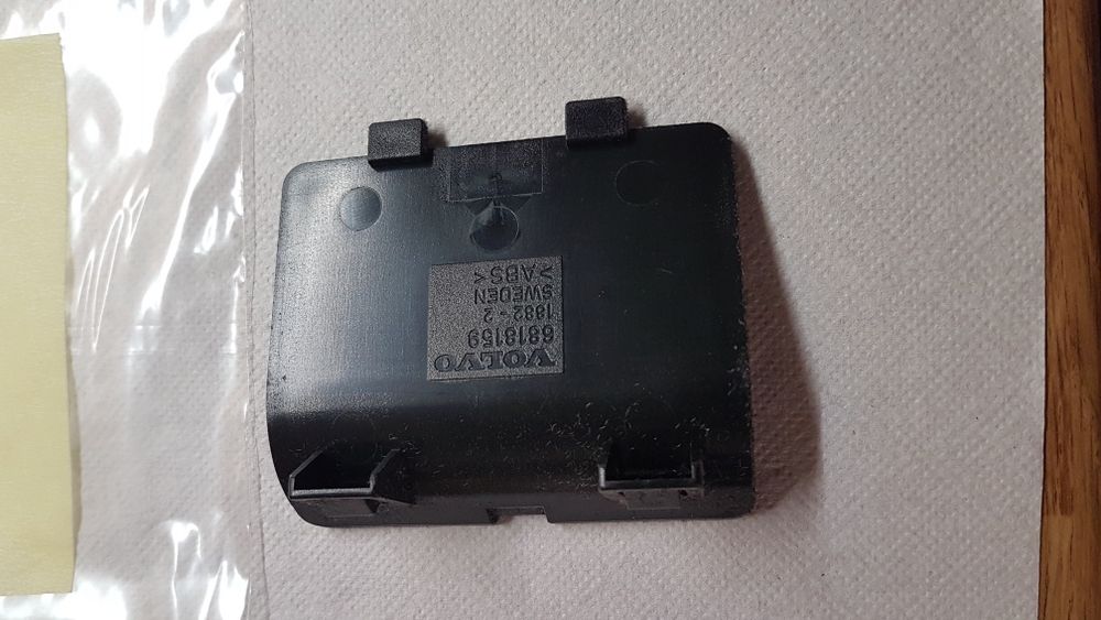 zaślepka podłokietnika volvo 850 93 rok