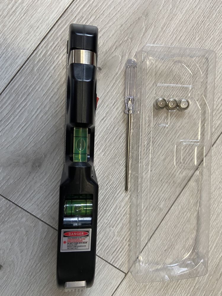 Poziomica laserowa miara