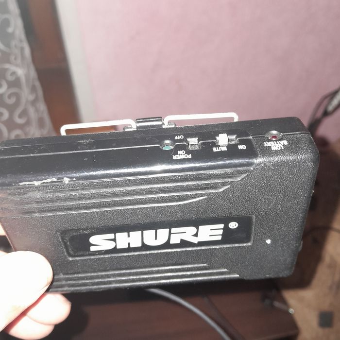 Радиомикрофон shure