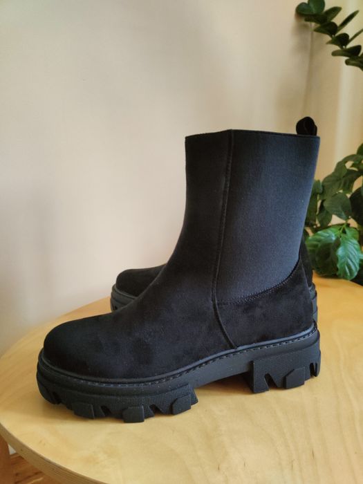 Botki workery zamszowe r. 38