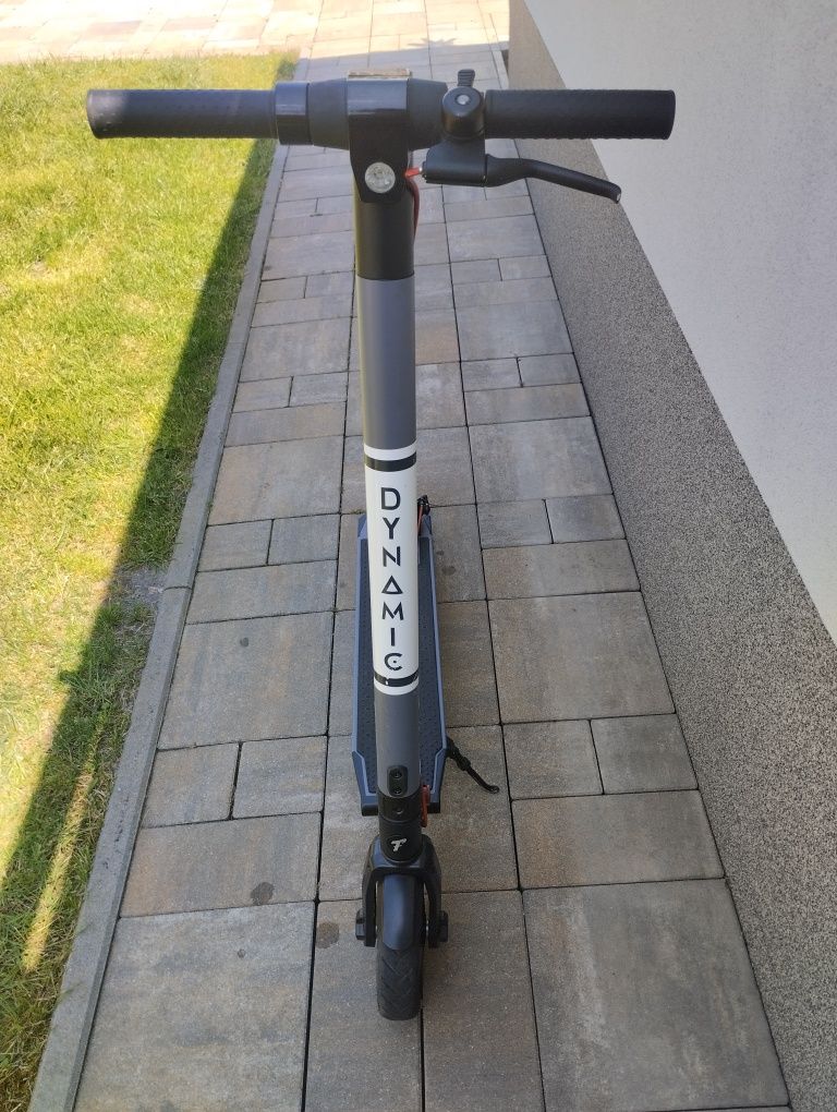 Hulajnoga elektryczna Frugal Dynamic zadbana