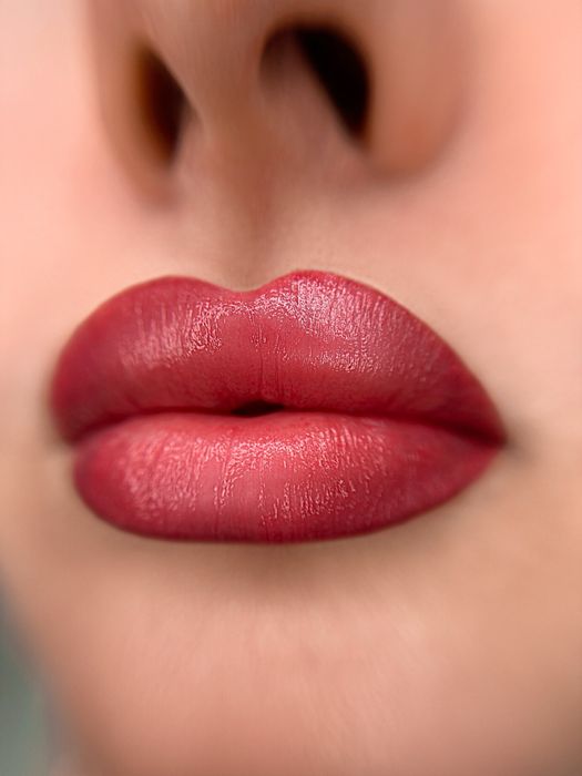 Перманентний макіяж. Вишгород. Брови / губи / міжвійка