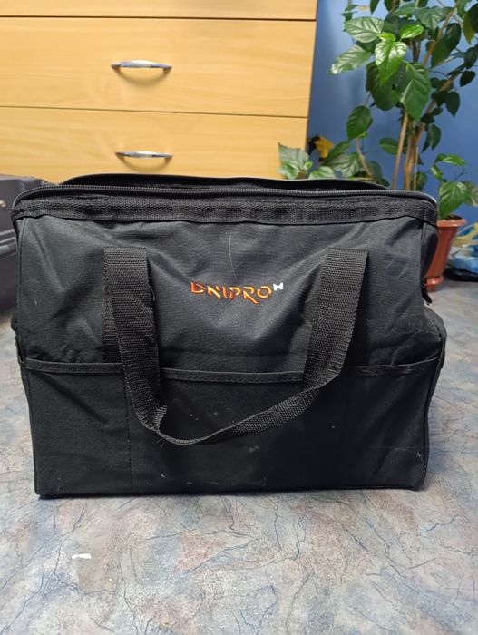 Продам сумку, дрель-шуруповерт, гайковёрт,болгарку,сабельная пила