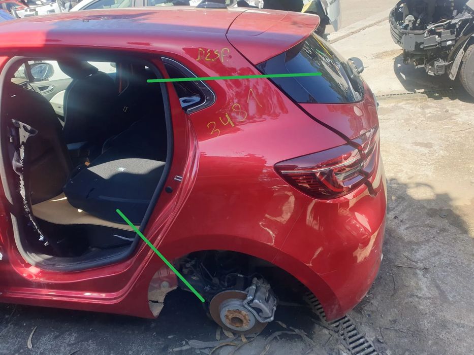 Painel trás esquerdo RENAULT Clio V (BF_)