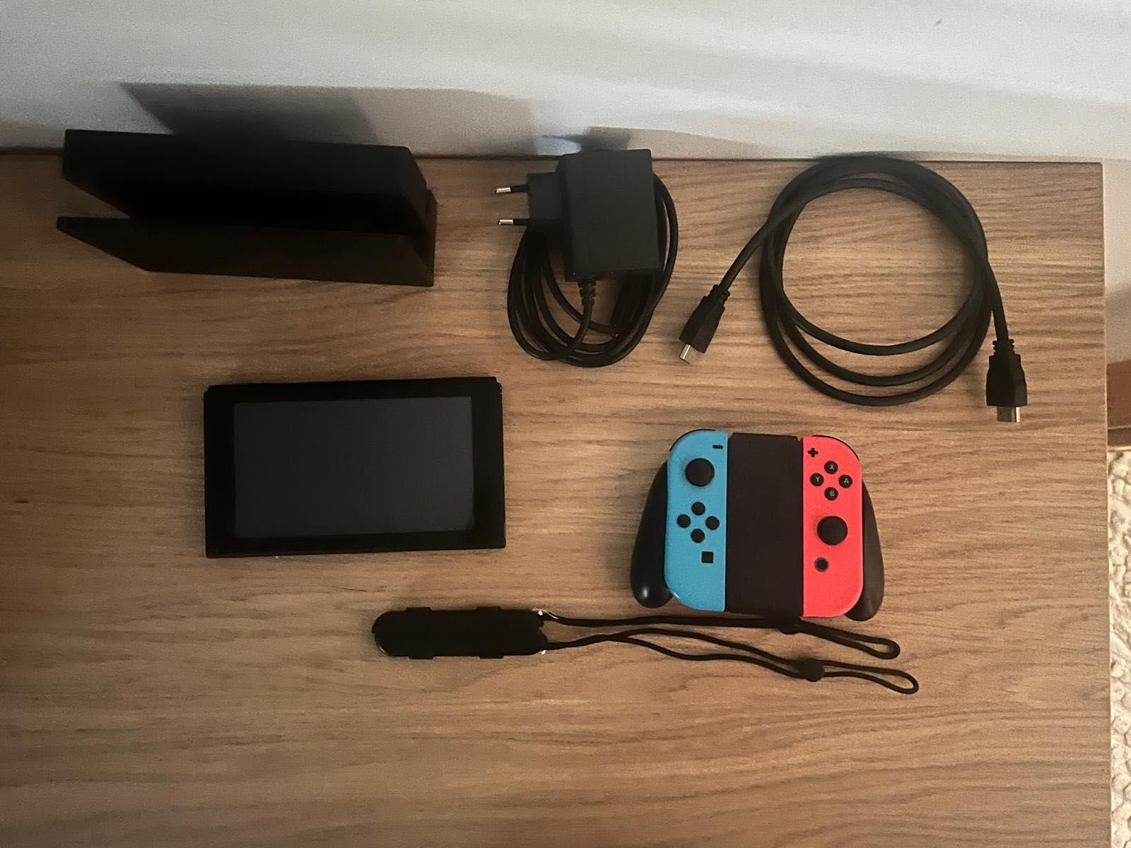 Nintendo Switch desbloqueada (modchip) com todos os acessórios