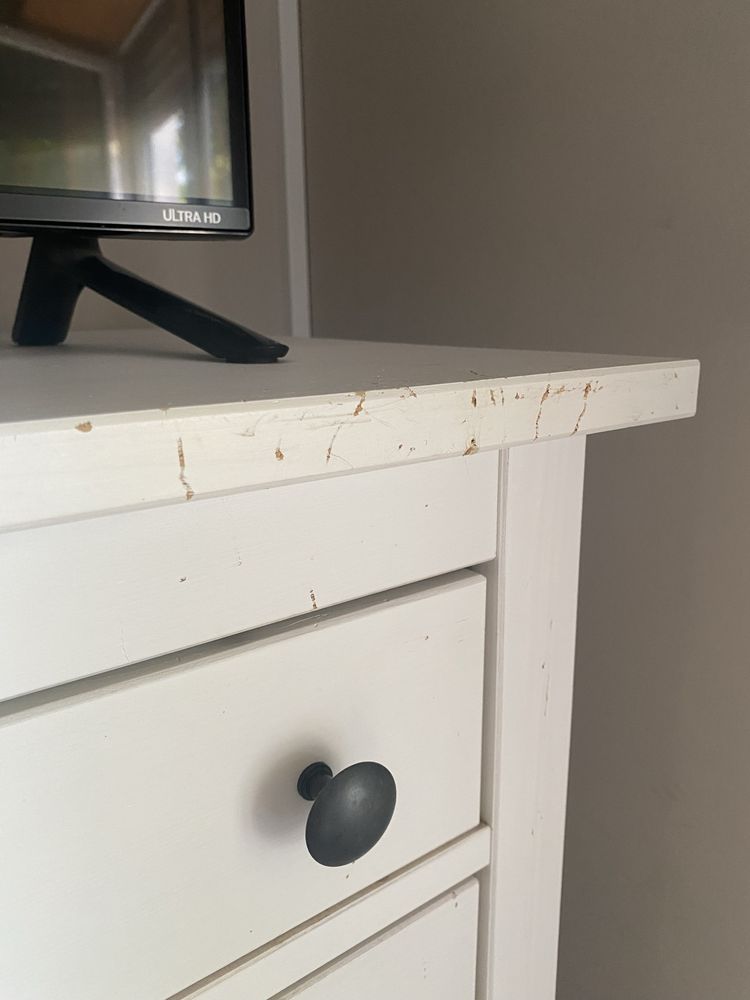 Cómoda HEMNES alta
