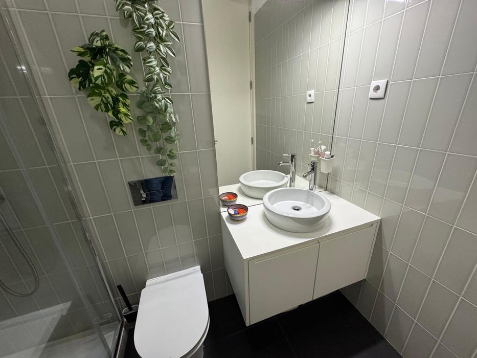 T1 mobilado com jardim