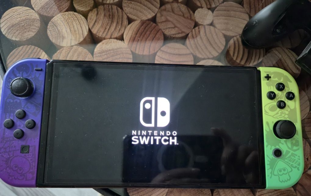 Konsola NINTENDO Switch OLED Model Splatoon 3 Edition