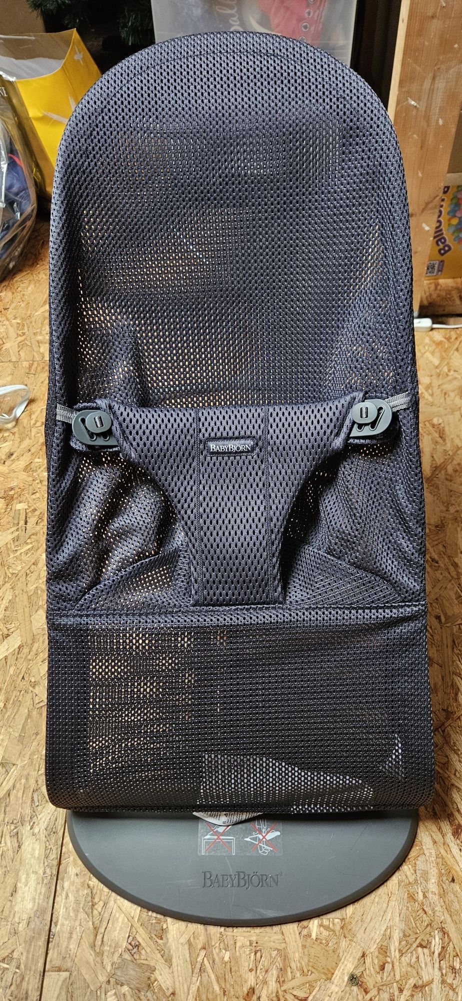 Leżaczek BABYBJORN BLISS MESH Antracytowy