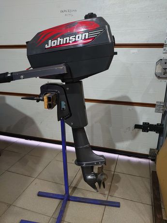 Johnson 4 лодочний мотор