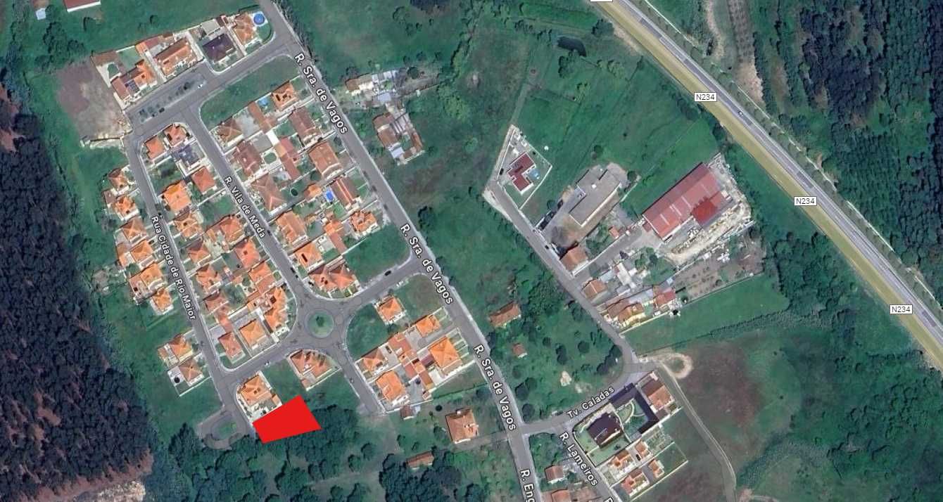 Terreno na Urbanização da Quinta dos Lacticínios - 709 m2