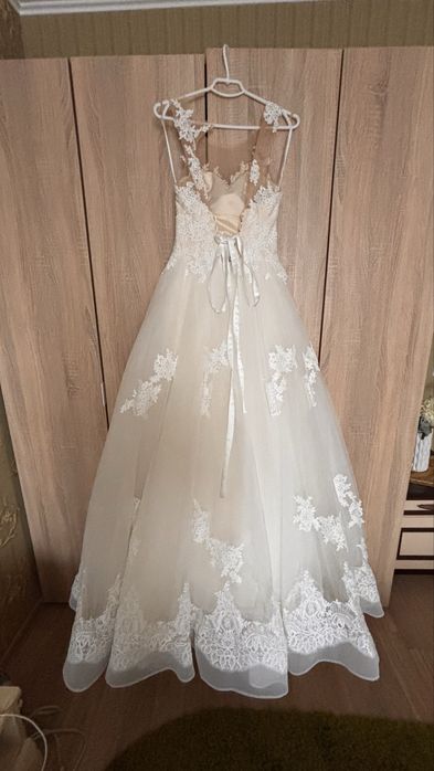 Продам Весільну сукню Ariamo Collection розмір S-M