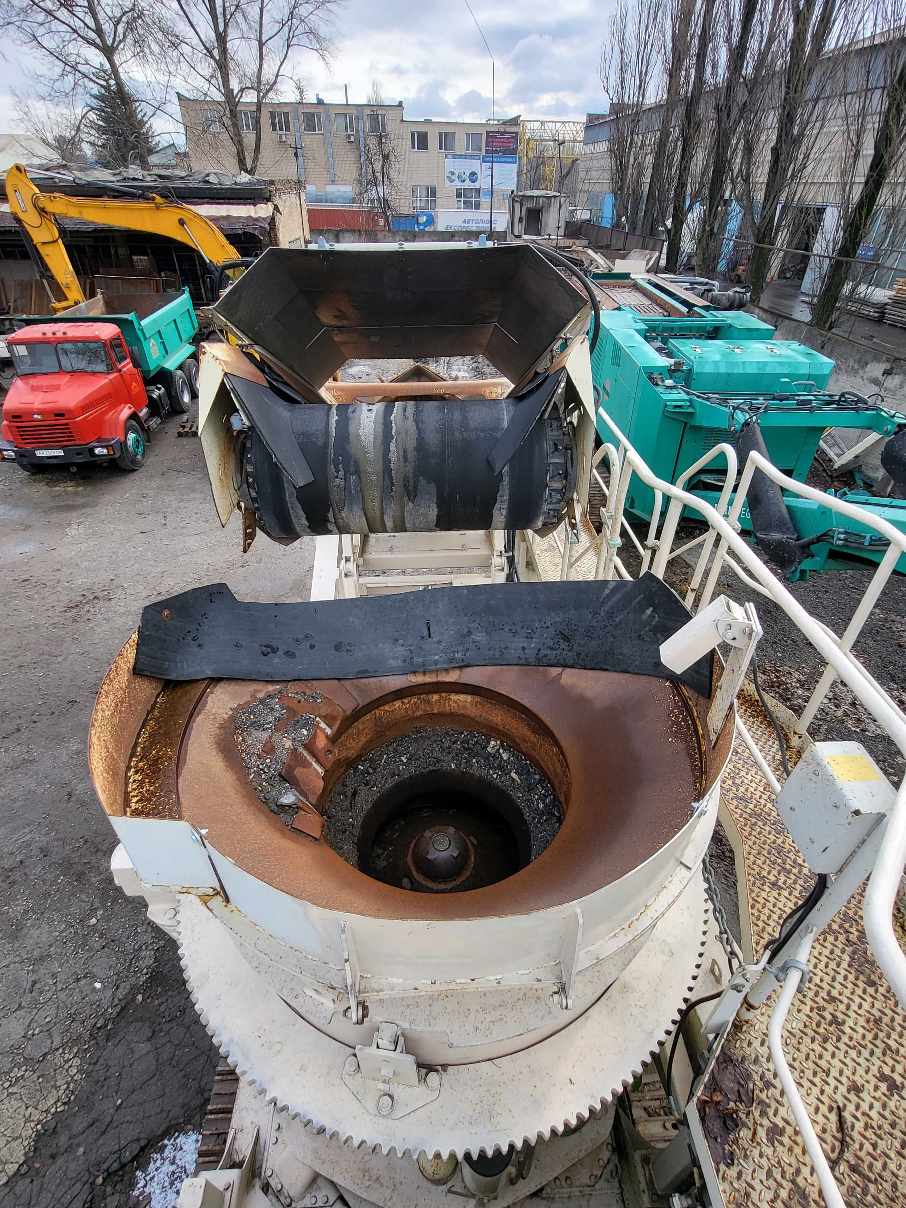 Metso LT 300 HP Конусна дробарка