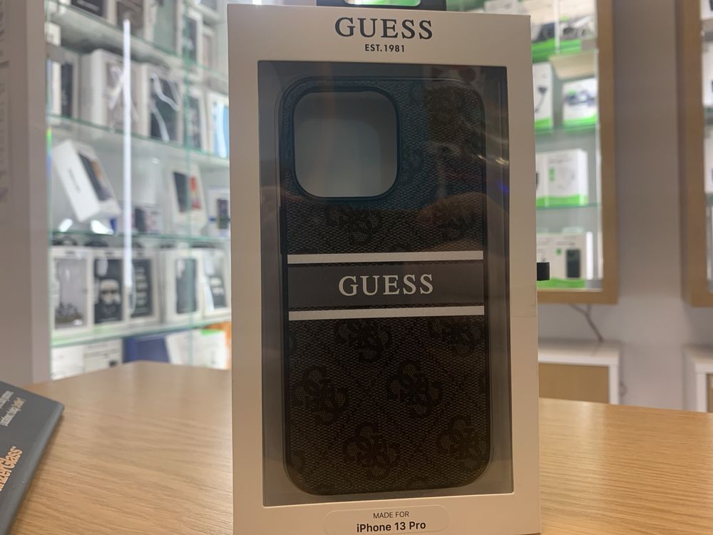 Etui Guess iPhone 13 Pro * Rozne Rodzaje*b