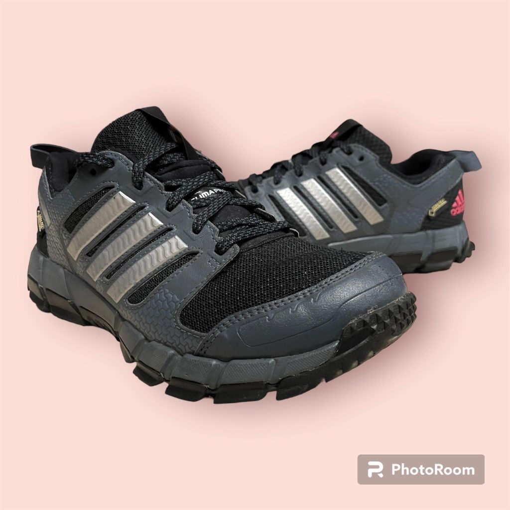 Adidas Vanaka Trail Gtx damskie buty  do biegania 36⅔ 
Rozmiar 36⅔