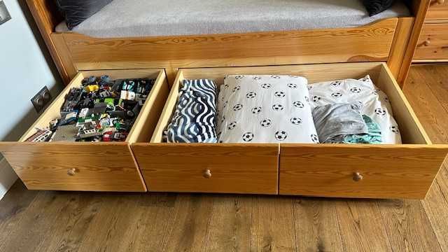 Łóżko młodzieżowe, dziecięce drewniane 212x99 wraz z materacem