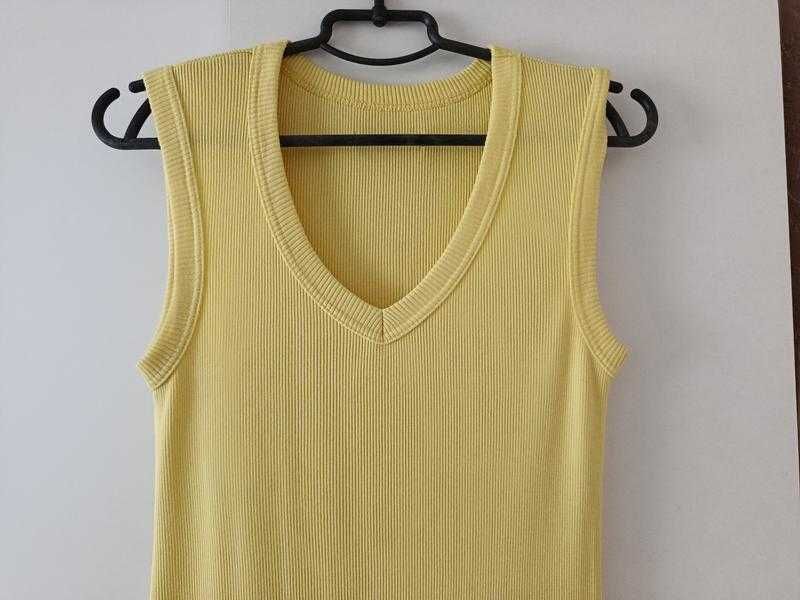 Marc Cain сукня в рубчик розмір N3