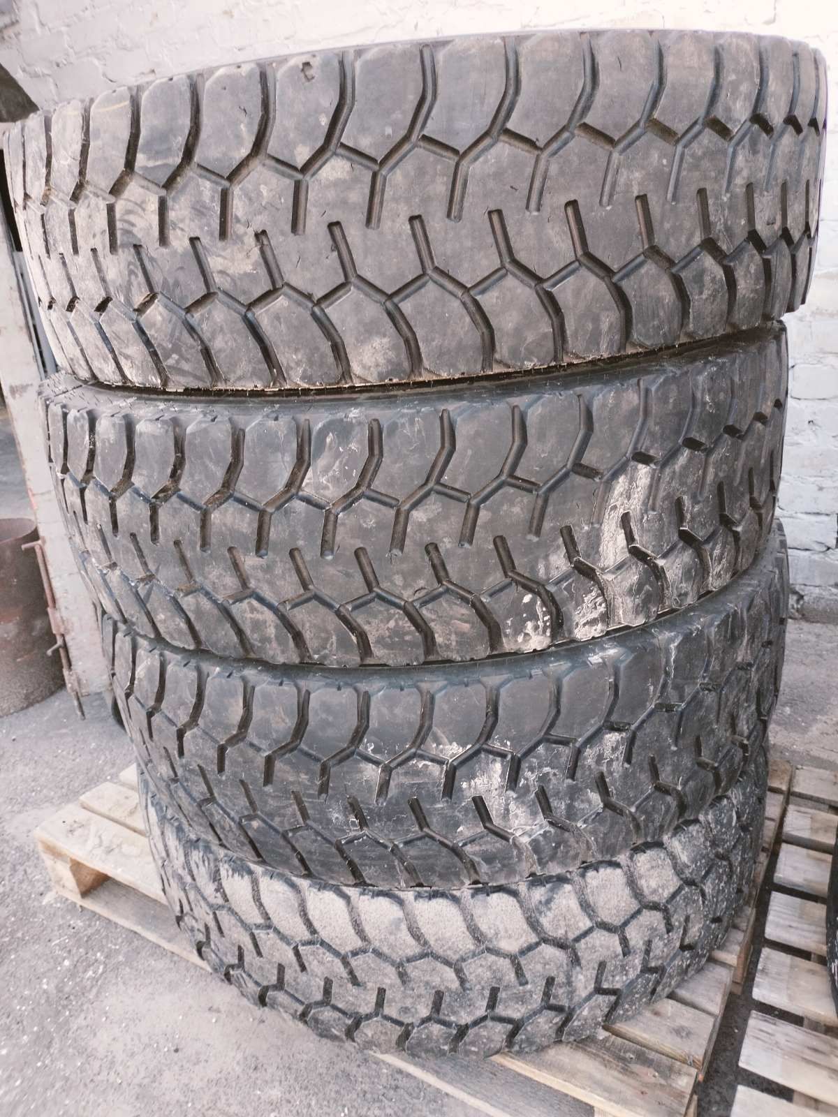 Шина 315/80 R 22.5 D