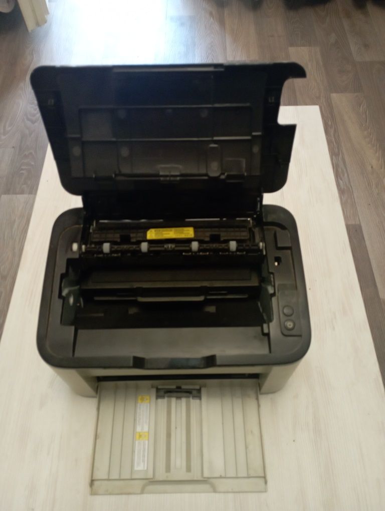 Принтер лазерный SAMSUNG ML-1671