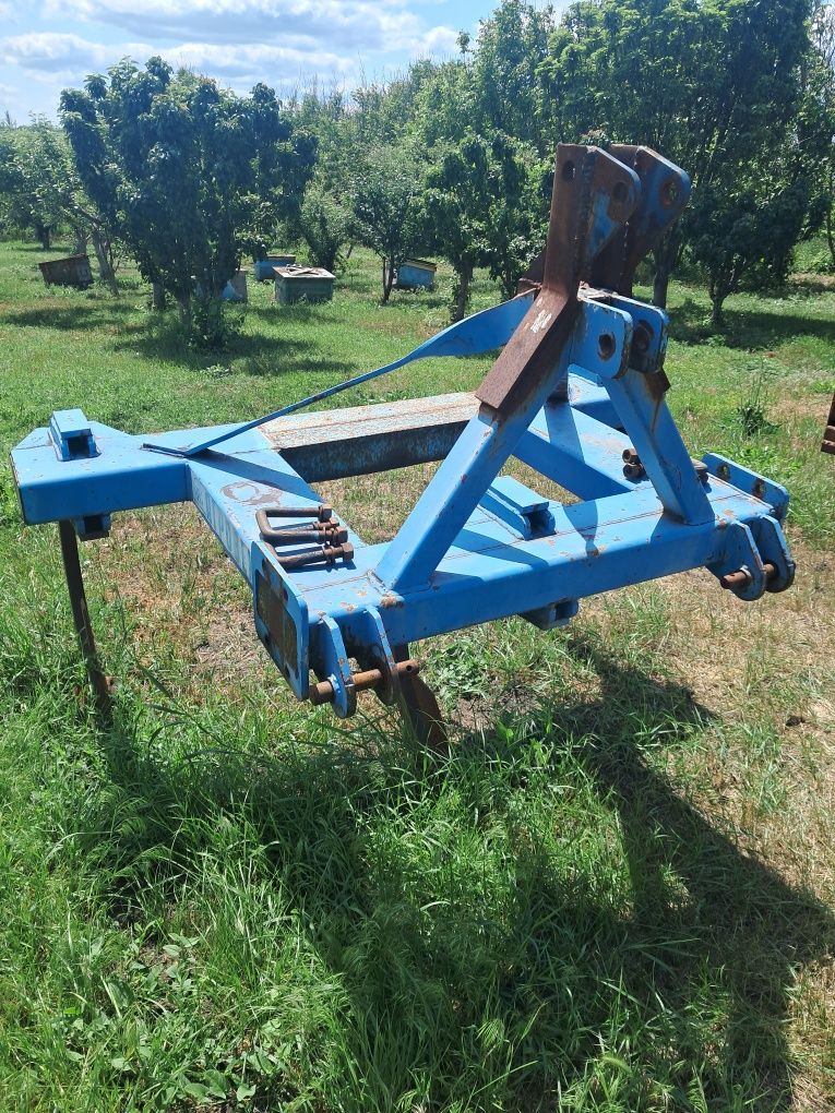 Продам глубокоспушувач  під мтз 25000 тис гр