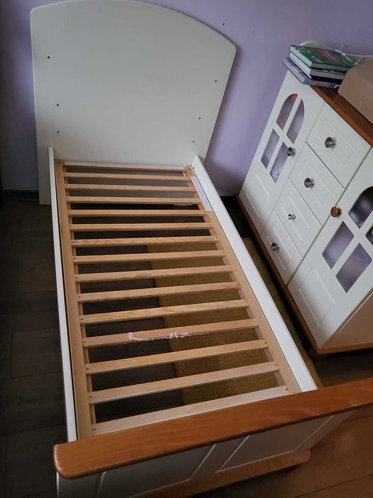 Łóżeczko -tapczan 140cm