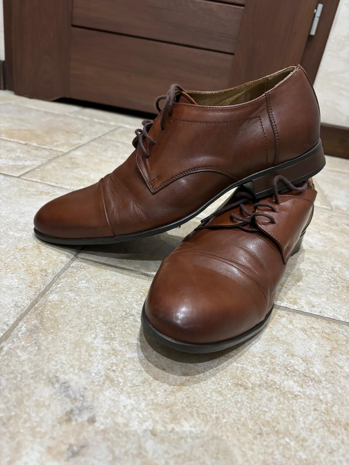 Buty do garnituru Ryłko rozm.40
