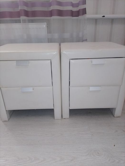 Тумби прикроватні